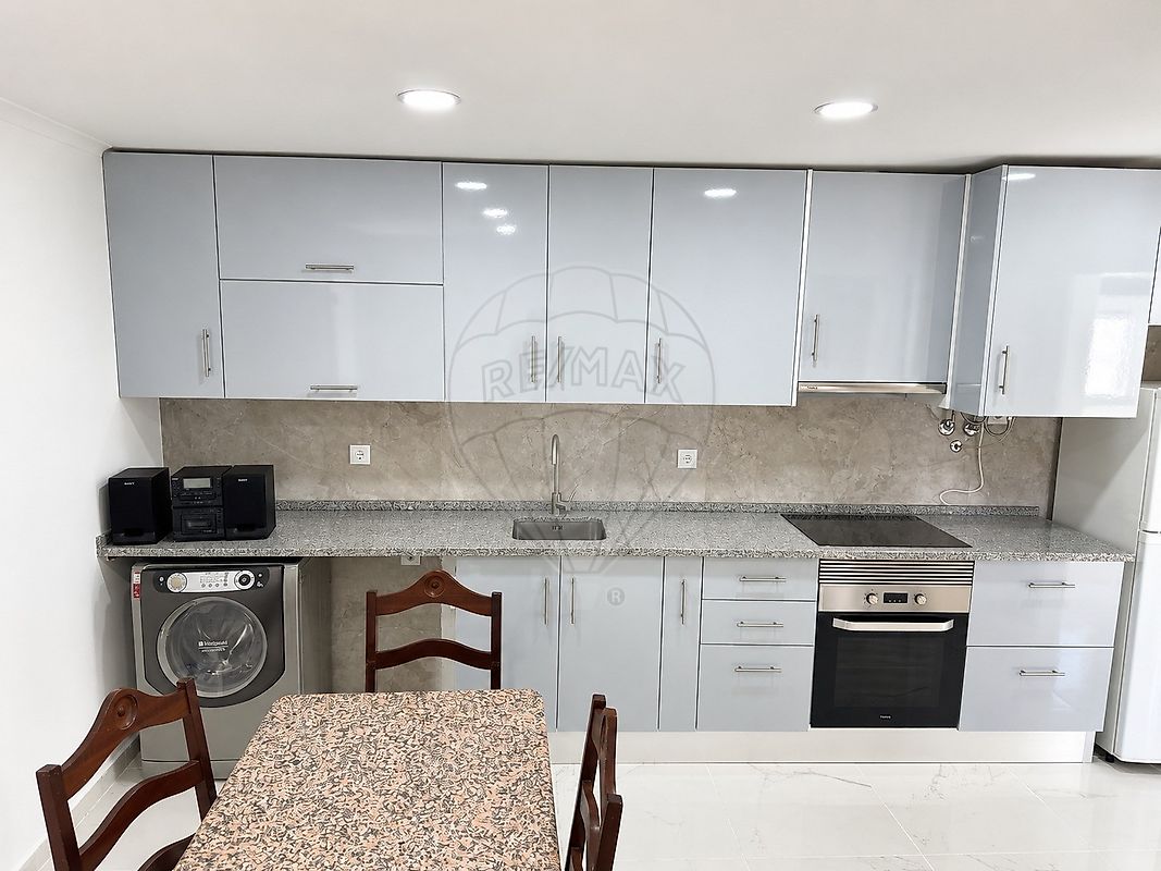 Moradia T1 à venda em Santo António da Charneca, Barreiro — foto 17