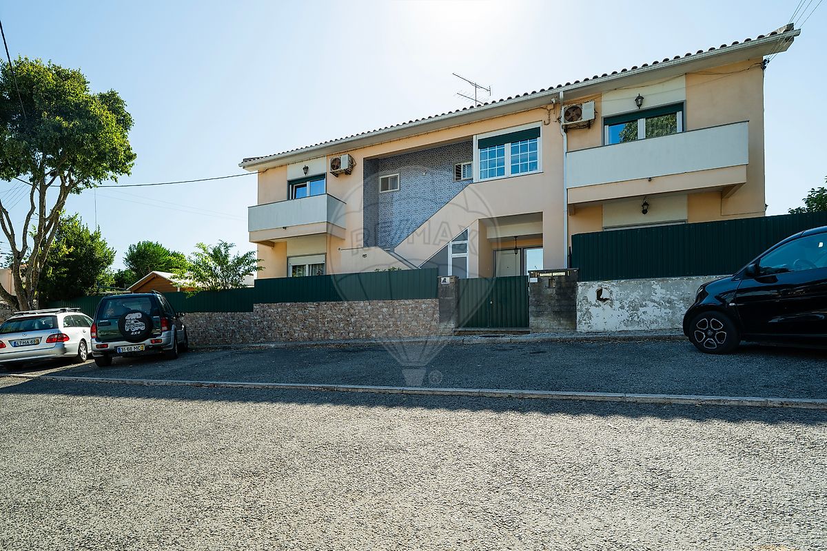 Apartamento T3 à venda em Oeiras