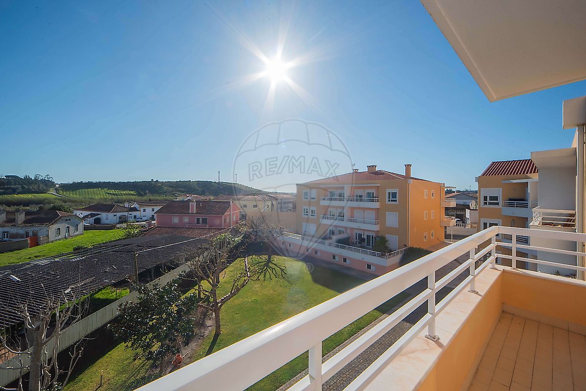 Apartamento T2 à venda em Torres Vedras