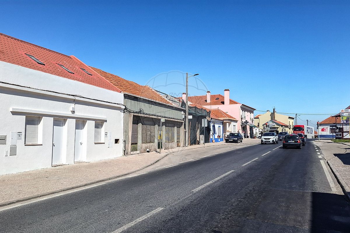 Moradia T3 à venda em Santo António da Charneca, Barreiro — foto 30