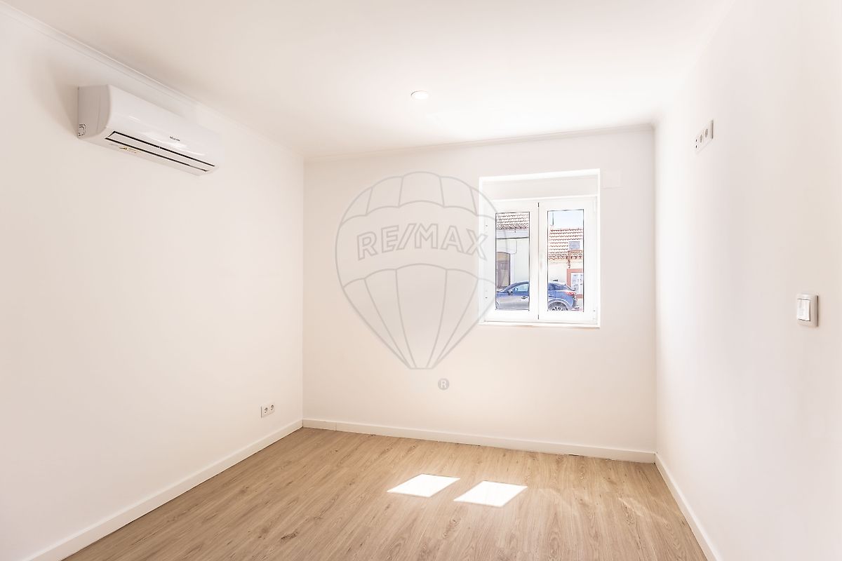 Moradia T3 à venda em Santo António da Charneca, Barreiro — foto 18