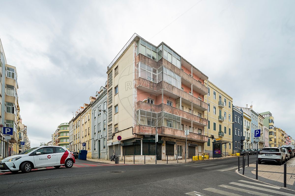Prédio à venda em Lisboa