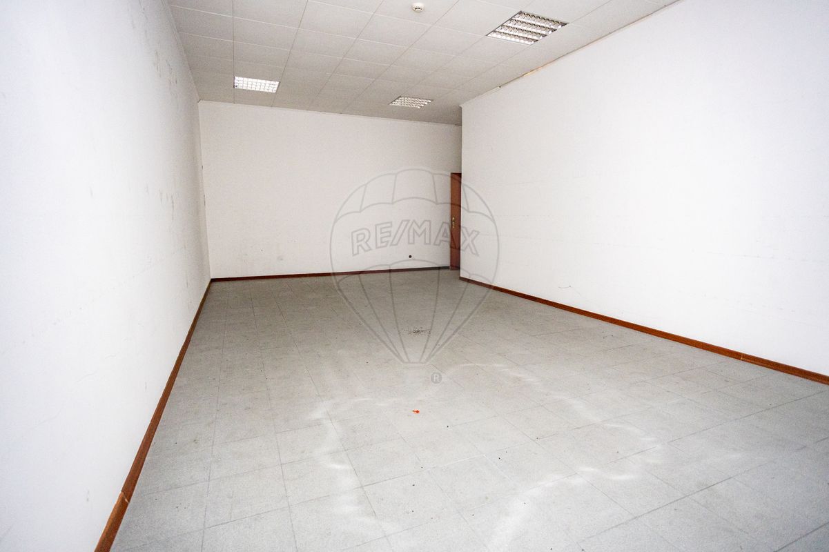 listing 121741024-614 picture-0
