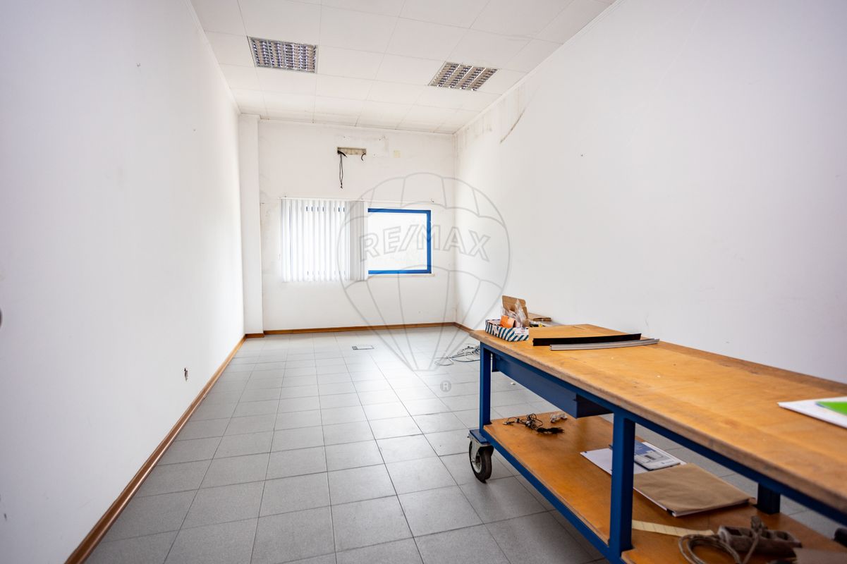 listing 121741024-614 picture-0