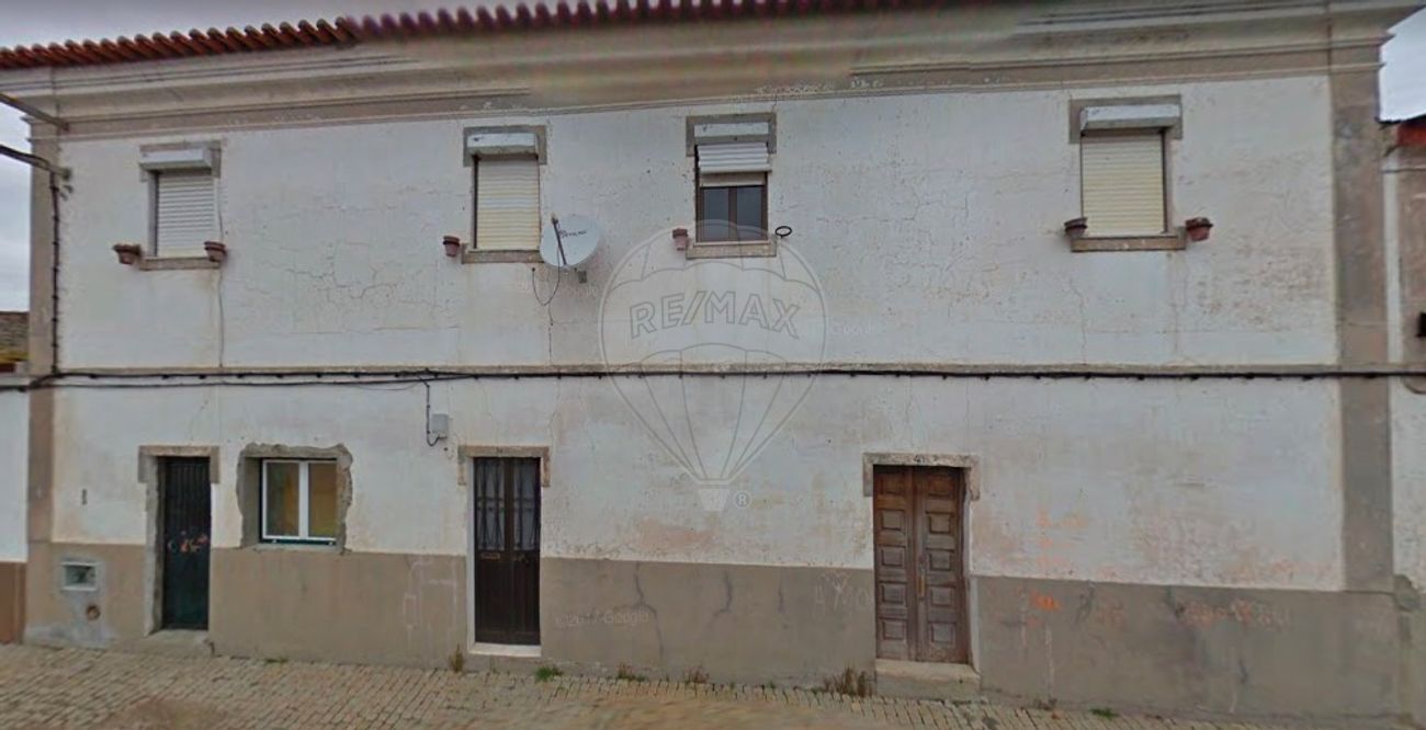 Moradia T4 para venda