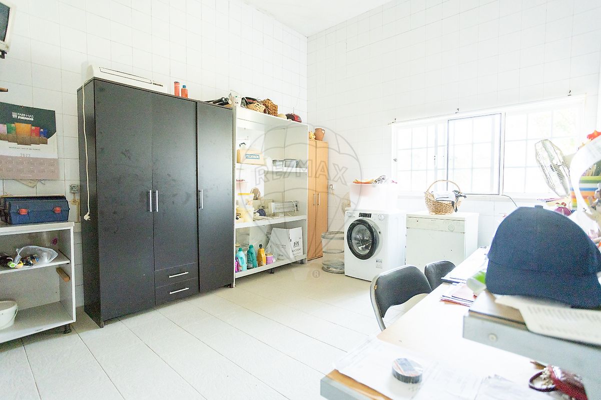 listing 121741024-642 picture-0