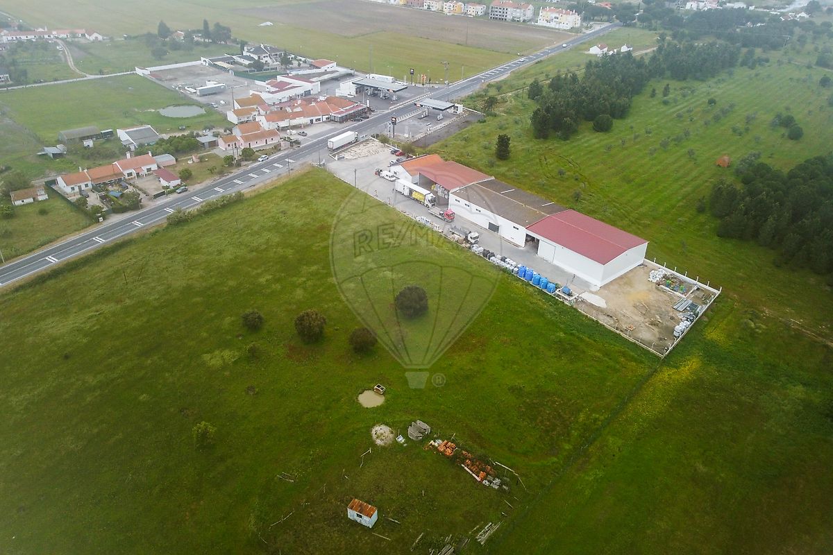 Land for sale in Montijo, Portugal — €110,000