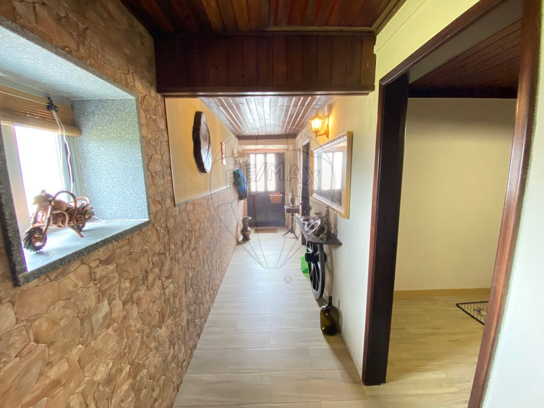 listing 121741103-183 picture-0
