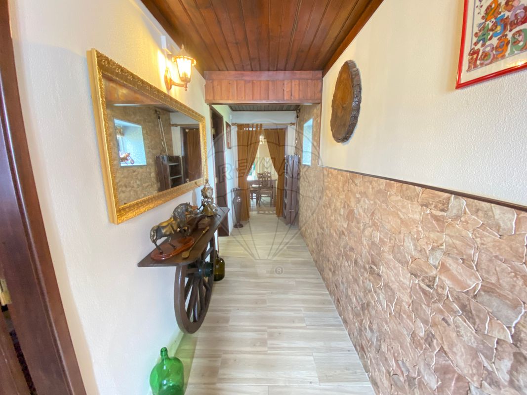 listing 121741103-183 picture-0
