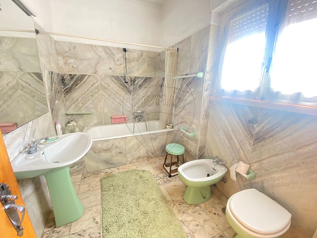 listing 121741103-191 picture-0