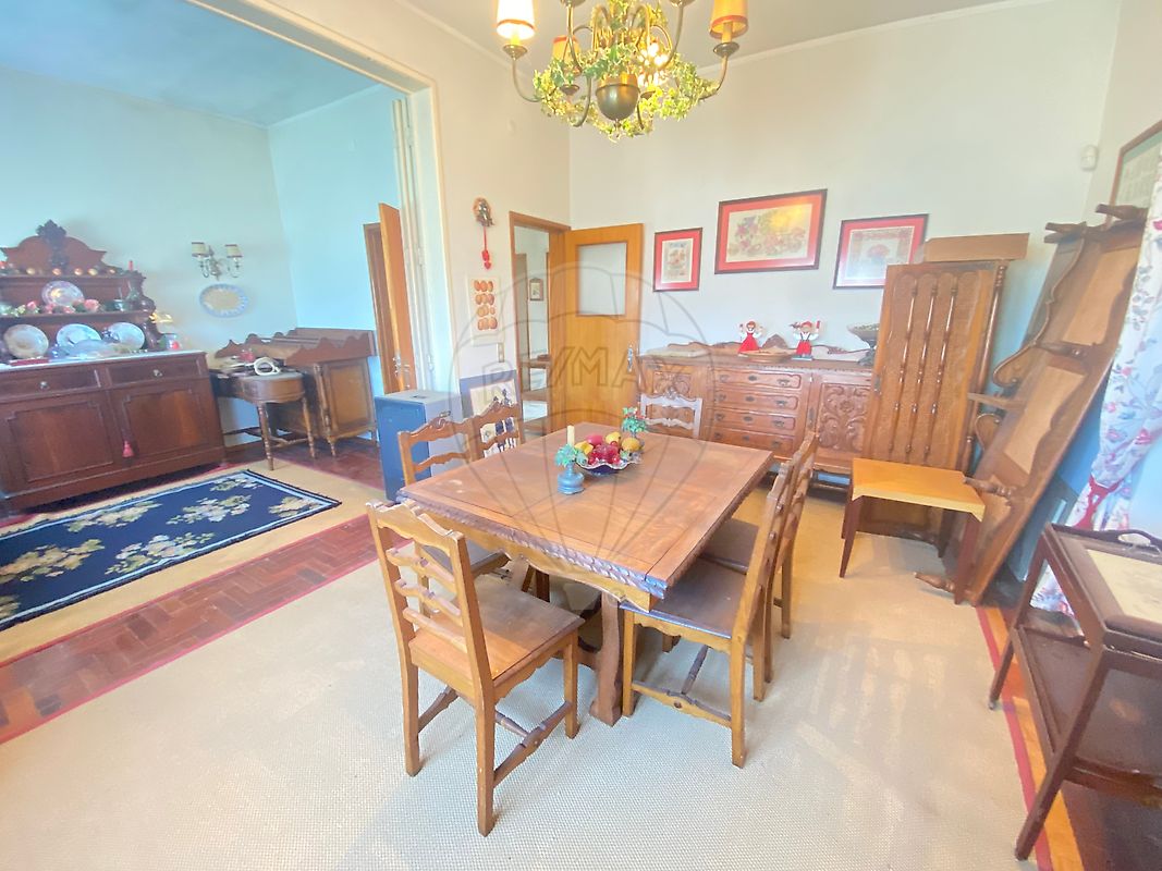 listing 121741103-191 picture-0