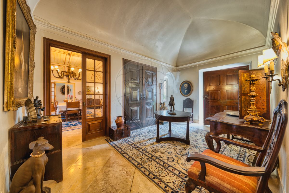 listing 121741024-676 picture-0