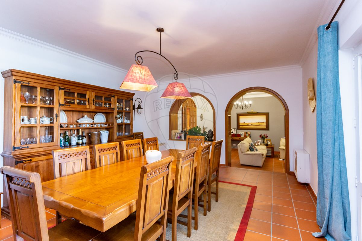 listing 121741103-197 picture-0