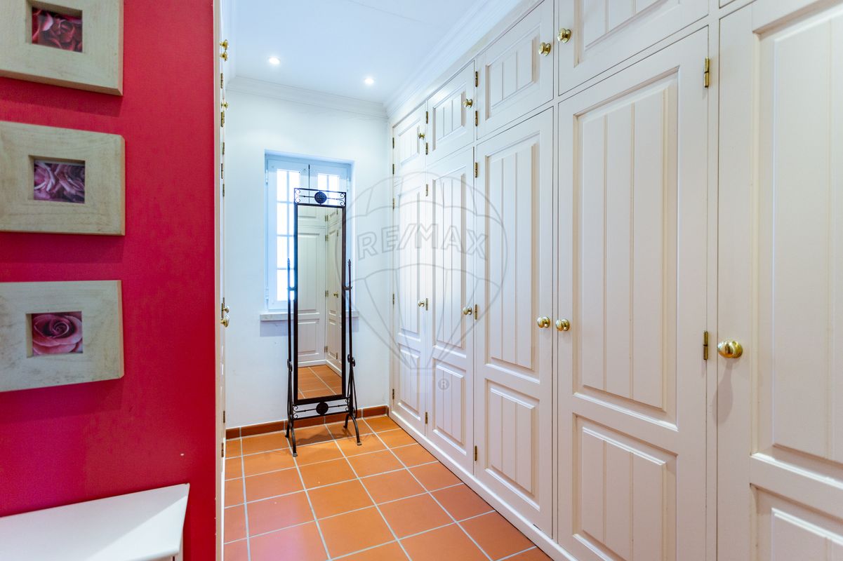 listing 121741103-197 picture-0