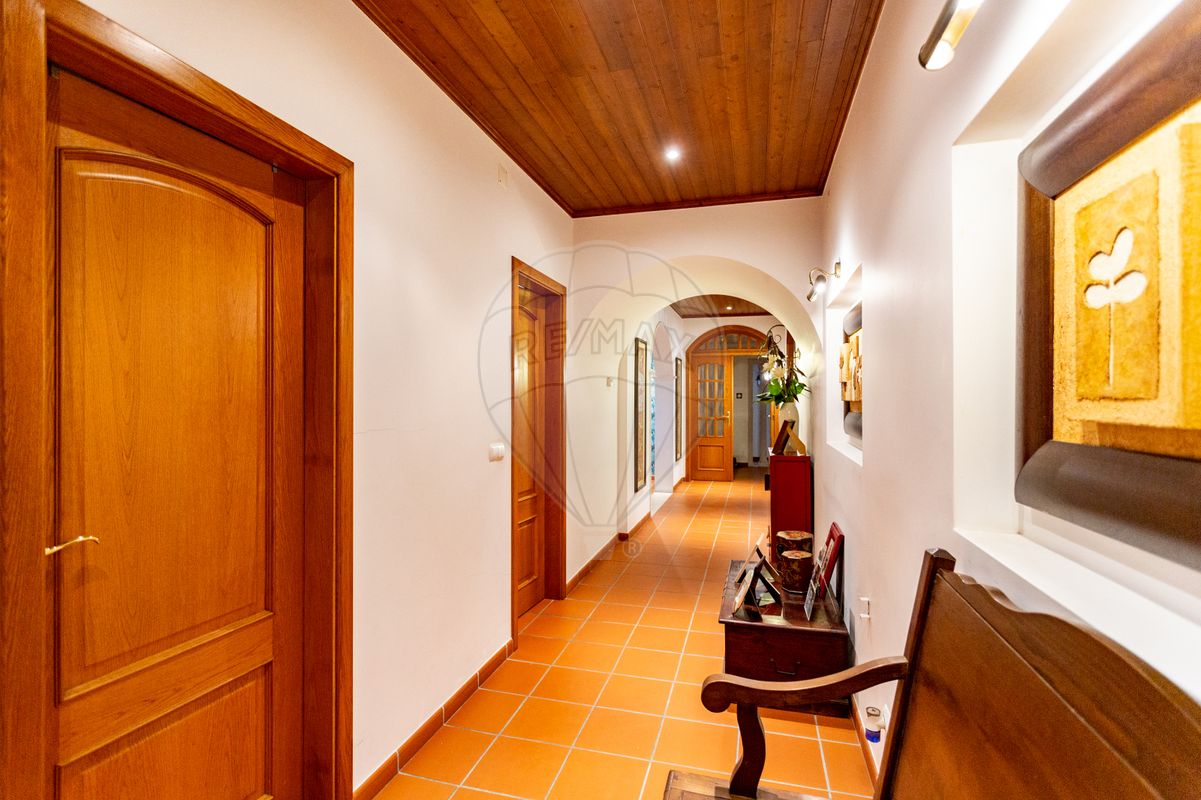 listing 121741103-197 picture-0