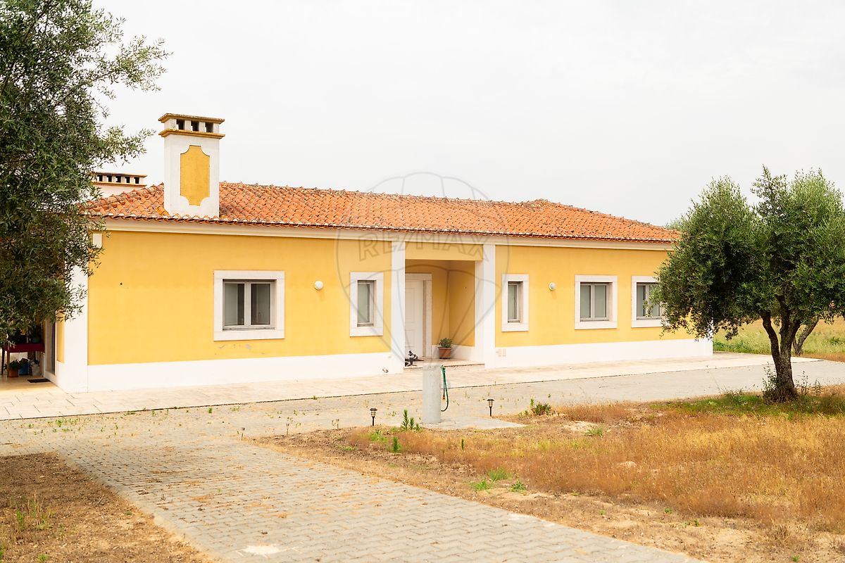 Moradia - Branca, Coruche, Santarém