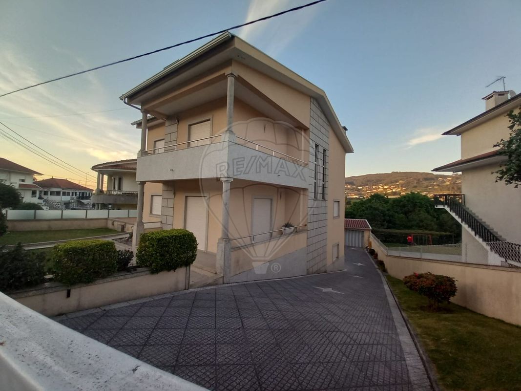 Moradia T3 para venda