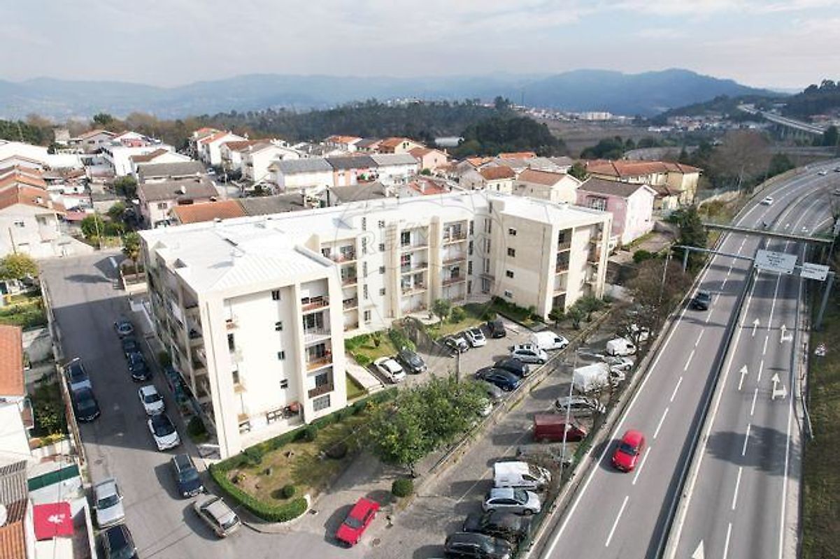 Apartamento T2 à venda em Guimarães