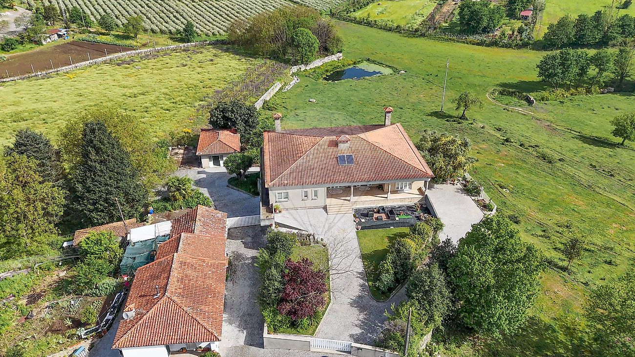 Moradia - Santa Maria Oliveira, Vila Nova de Famalicão, Braga