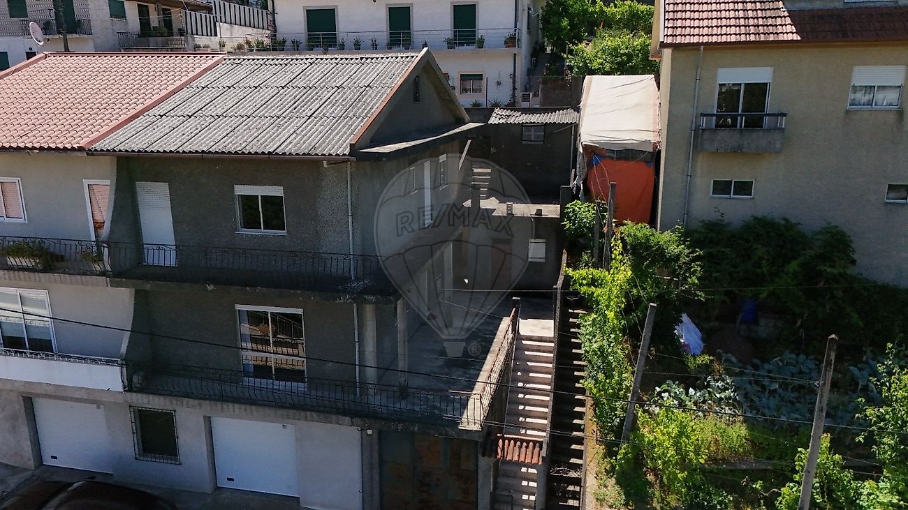 Moradia - Refojos de Basto, Outeiro e Painzela, Cabeceiras de Basto, Braga