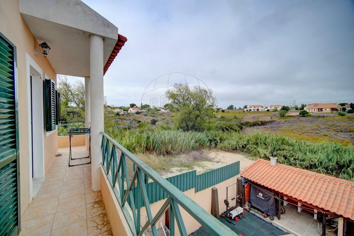 listing 121801379-7 picture-0