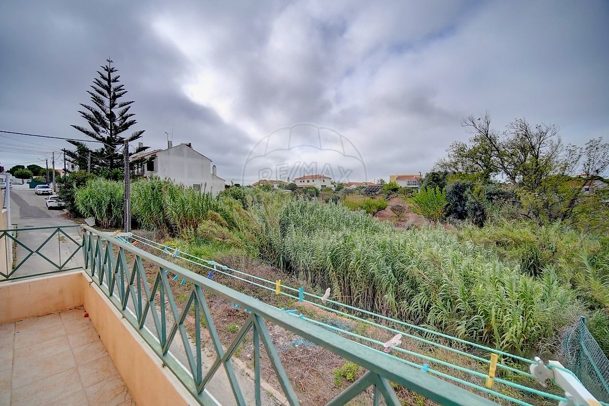 listing 121801379-7 picture-0