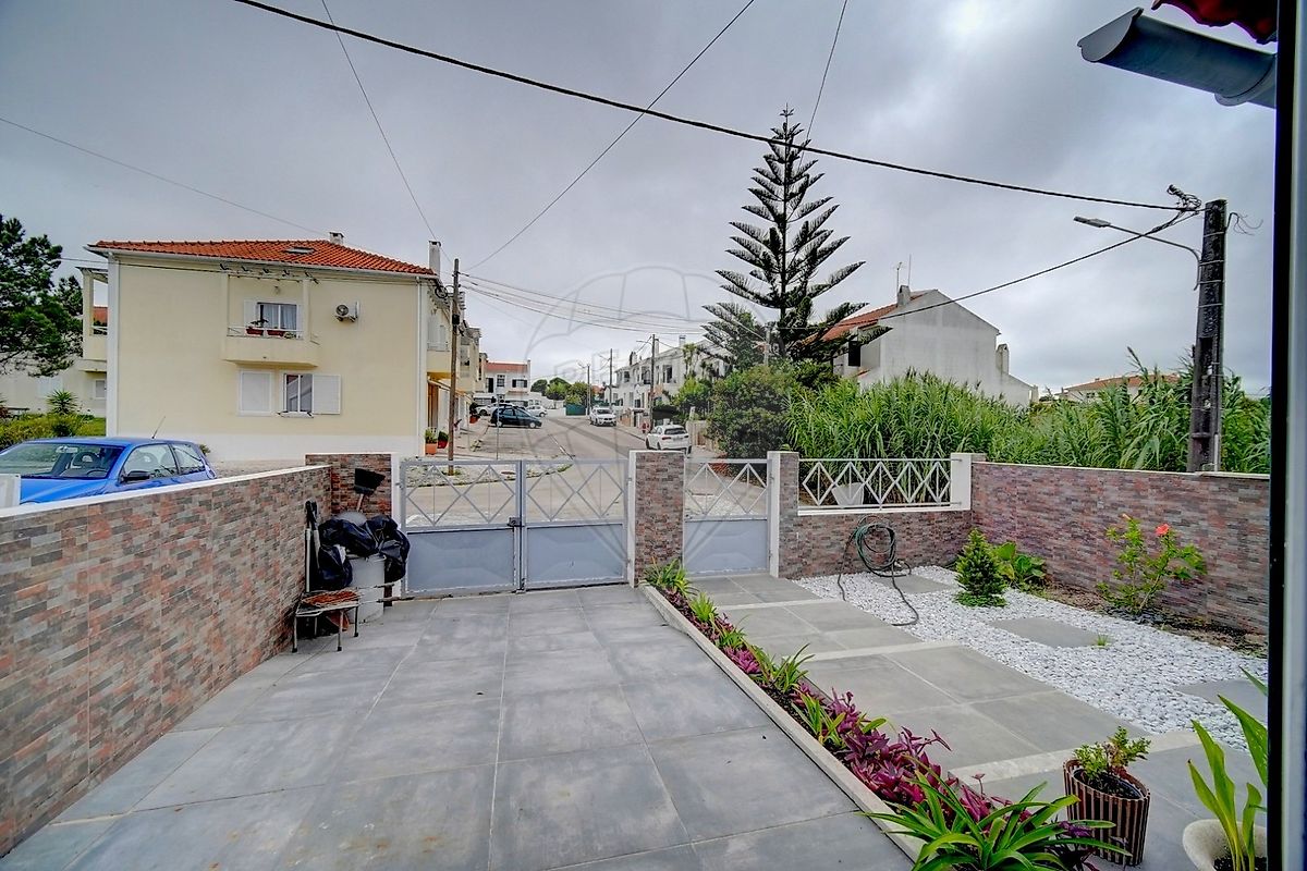 listing 121801379-7 picture-0