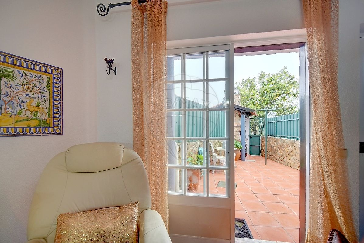 listing 121801379-13 picture-0