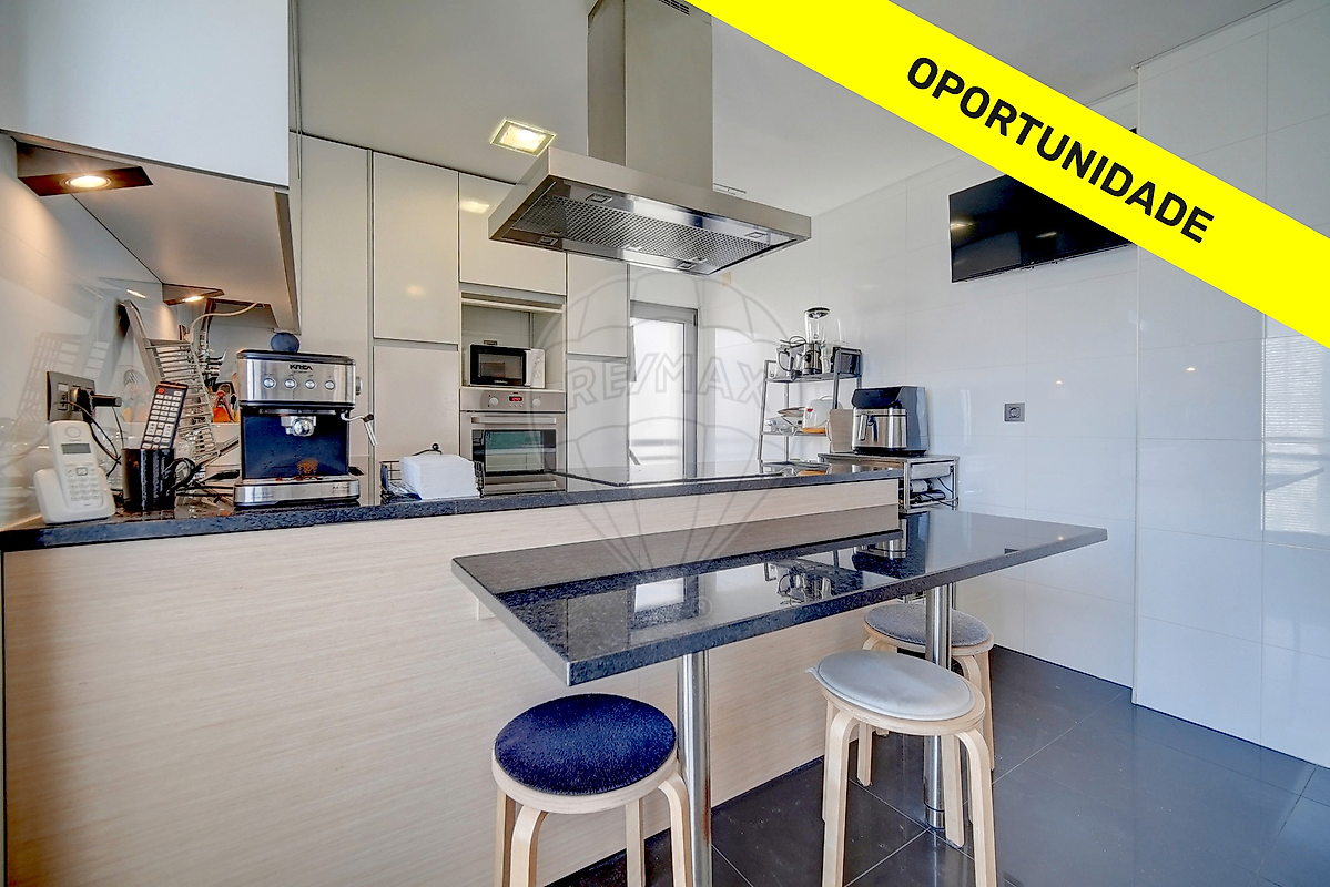 listing 121801379-15 picture-0