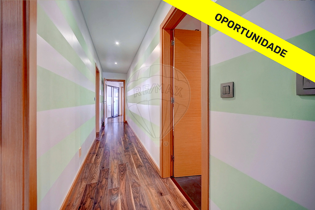 listing 121801379-15 picture-0