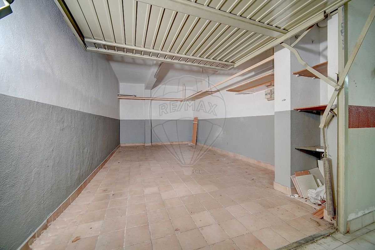 Garagem para venda