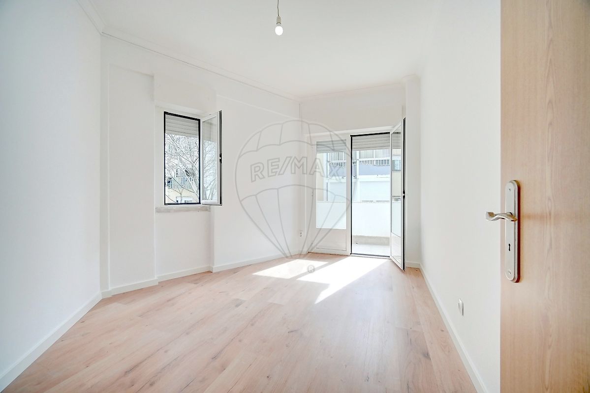 Apartamento T2 à venda em Oeiras