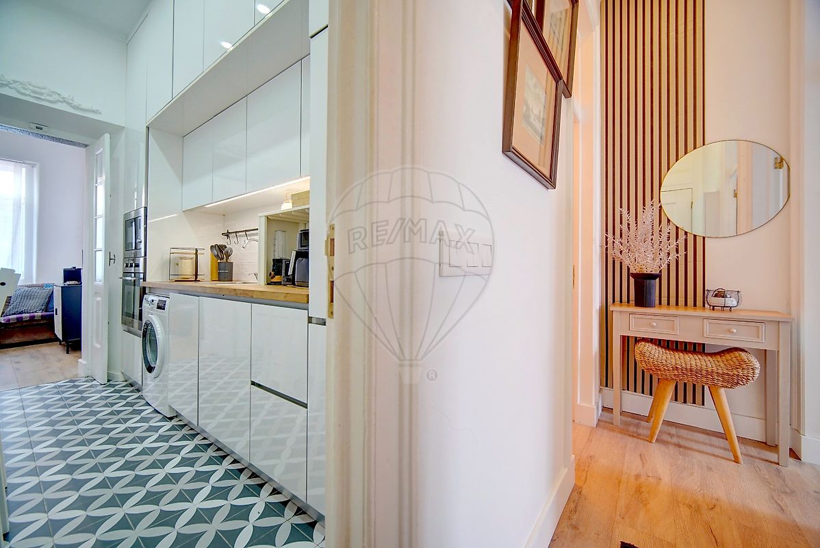 Apartamento T3 à venda em Amadora
