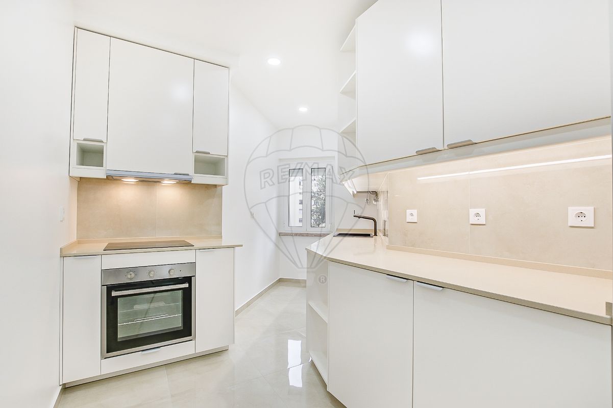 listing 121831322-48 picture-0