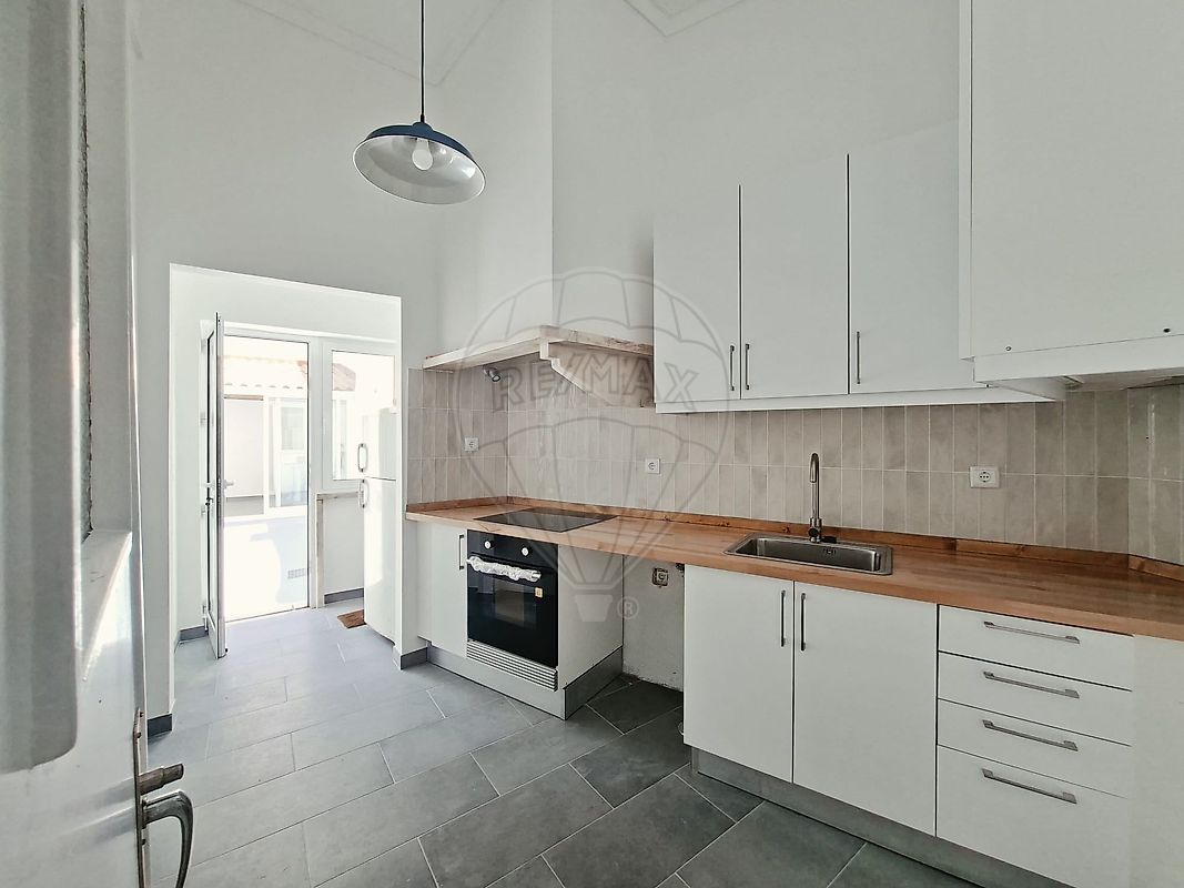 Apartamento T1 para arrendar em Lisboa