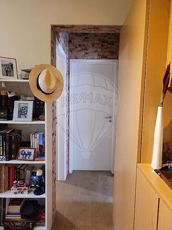 Apartamento T2 para arrendar em Oeiras
