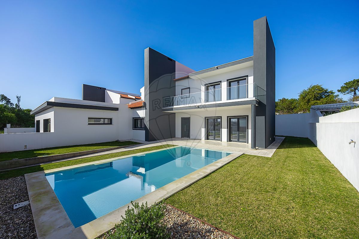 Moradia T4 à venda em Torres Vedras