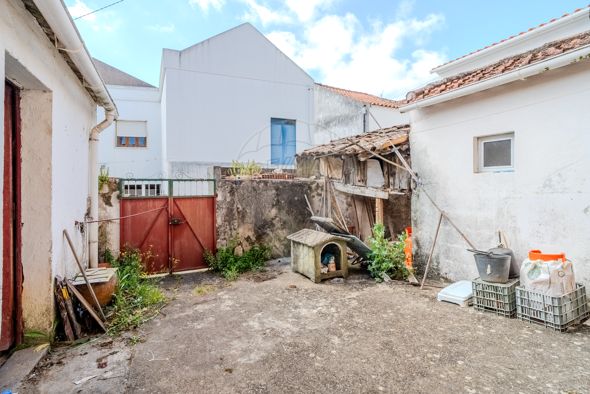 listing 121901380-36 picture-0