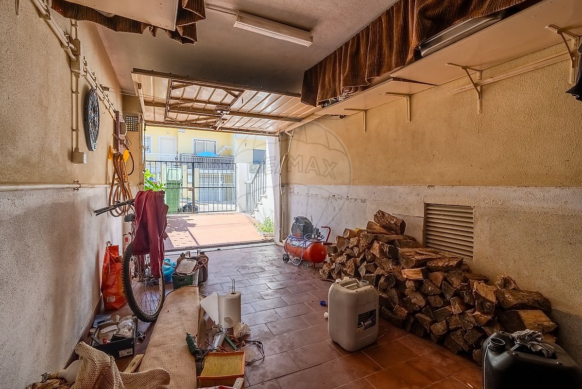 listing 121901144-288 picture-0