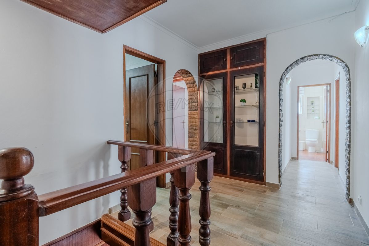 listing 121901144-288 picture-0