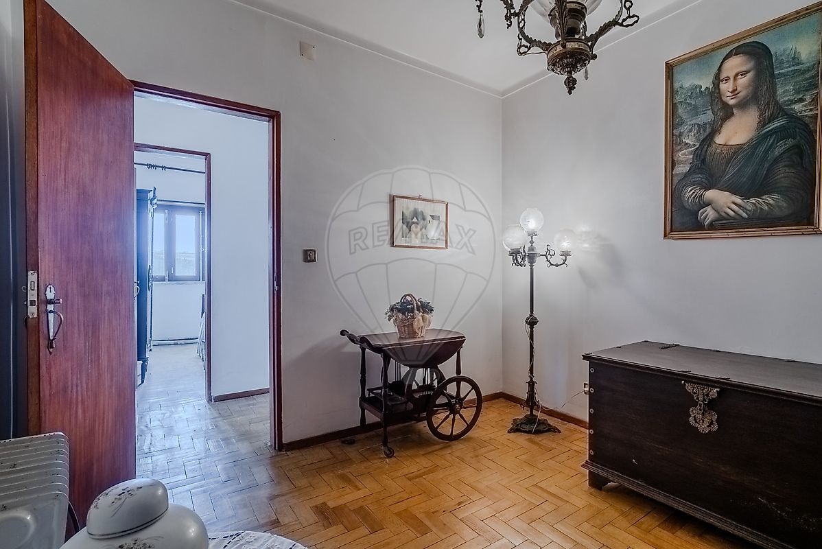 listing 121901144-289 picture-0