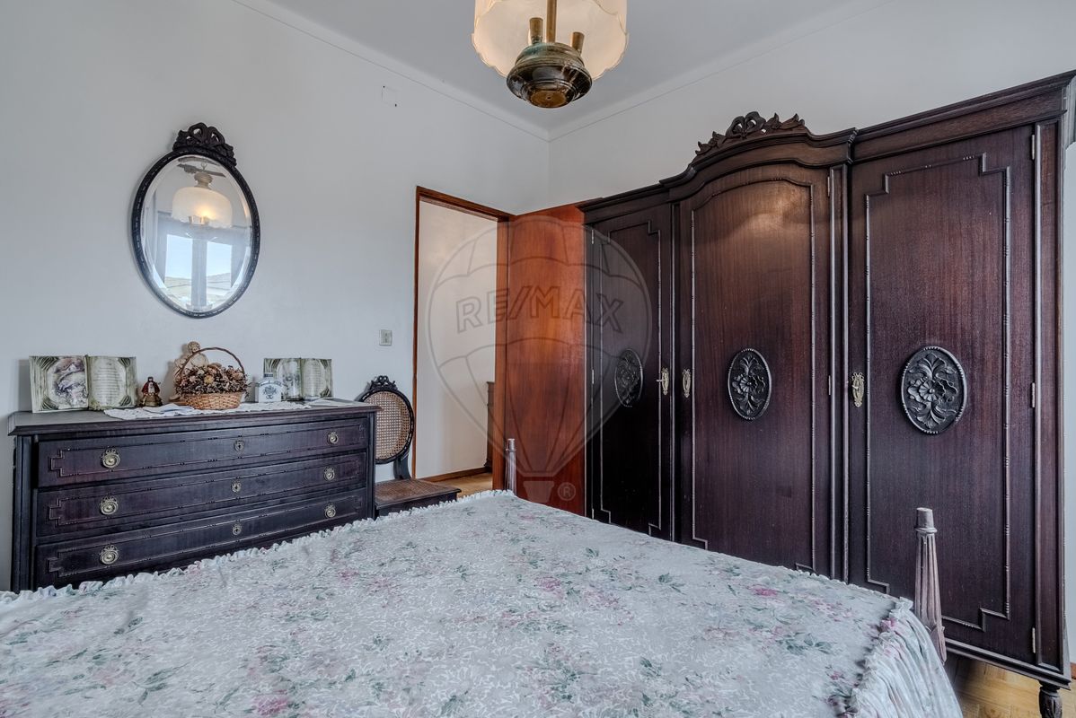 listing 121901144-289 picture-0