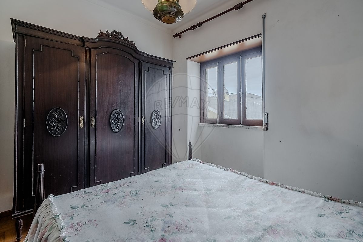 listing 121901144-289 picture-0