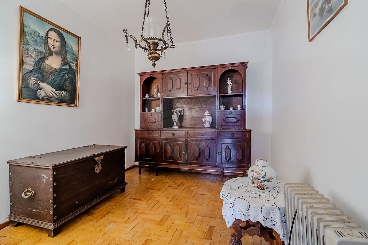 listing 121901144-289 picture-0