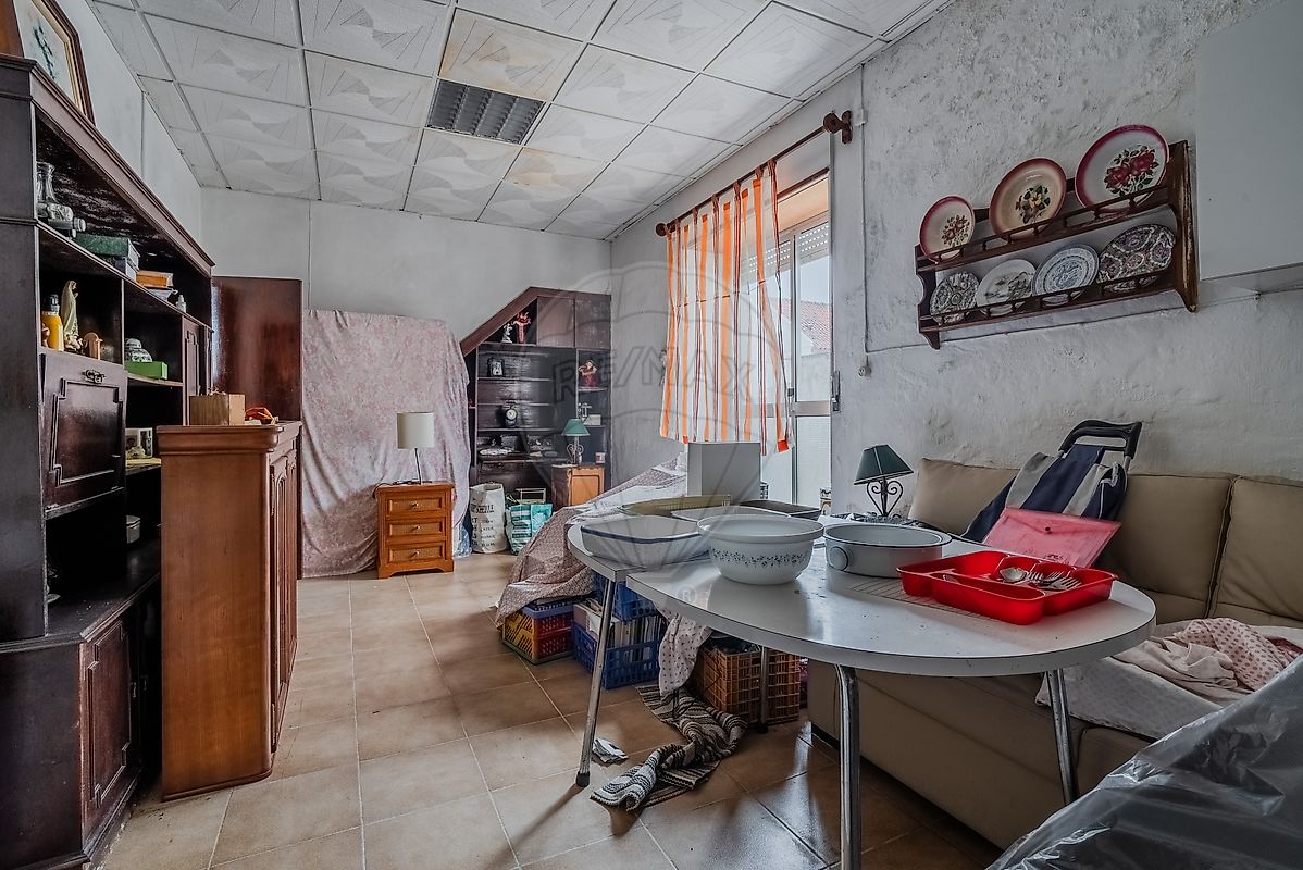 listing 121901144-289 picture-0