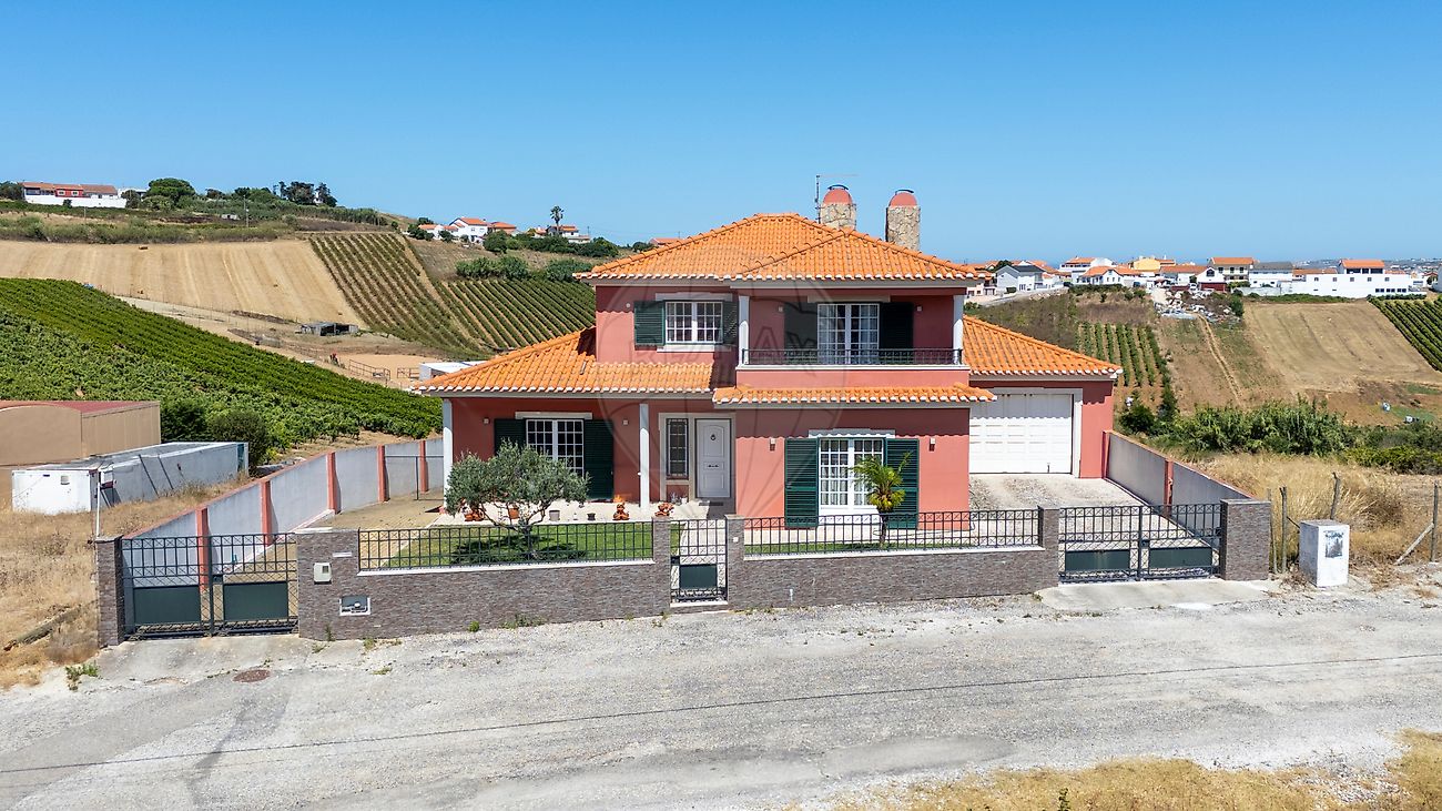 Moradia T5 para venda