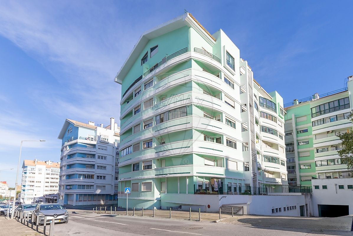 Apartamento T2 à venda em Sintra