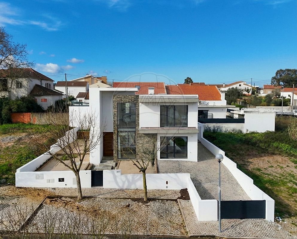 Moradia T4 à venda em Torres Vedras