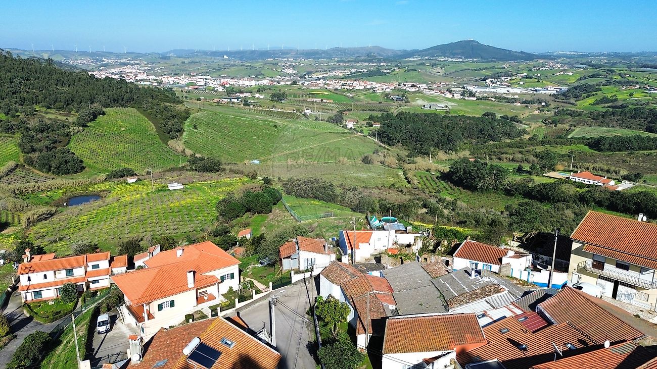 Loja - Azueira e Sobral da Abelheira, Mafra, Lisboa