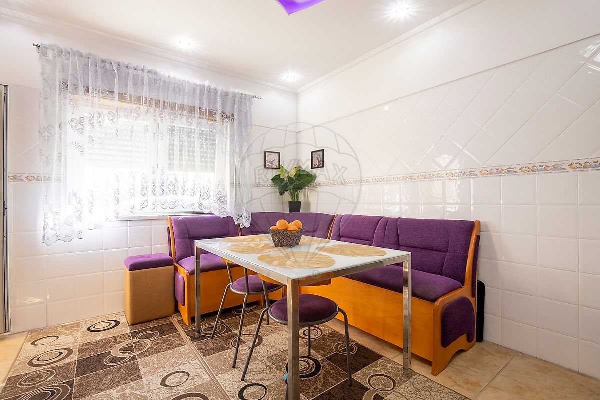 Apartamento T2 à venda em Torres Vedras (São Pedro, Santiago, Santa Maria do Castelo e São Miguel) e Matacães, Torres Vedras — foto 9